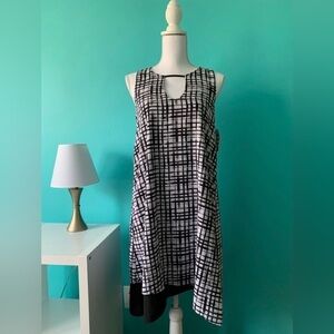 NWT Bar 111 Womens Dress Small lll